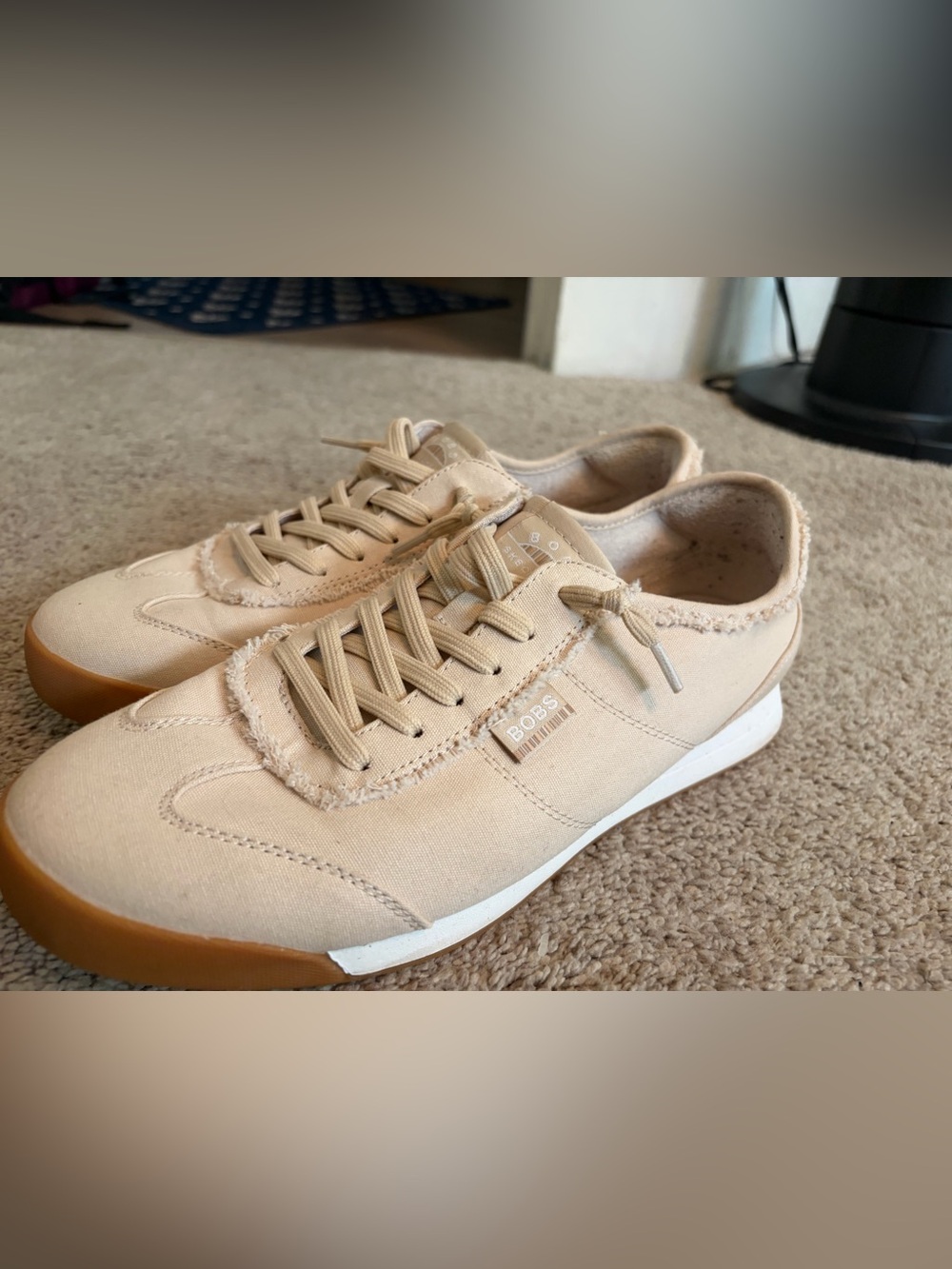 Casual Sneaker- Beige